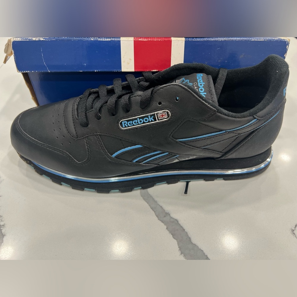 Reebok Black and Blue Athletic Shoes